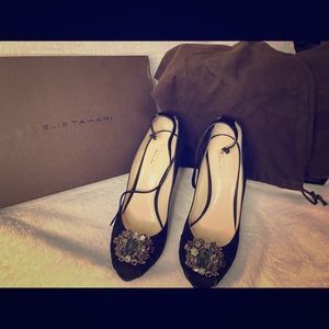 Tahari women’s heels pumps